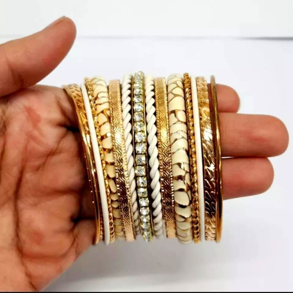 Qvc Goldtone And White Bangle Set Of 15 Nwot Susan Graver